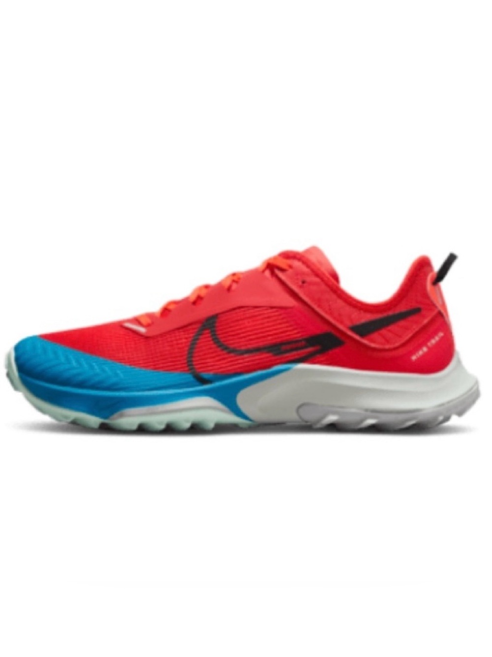 NWT | Nike Air Zoom Terra Kiger 8 Sneakers | Men’s Size 9.5 | Red and Blue